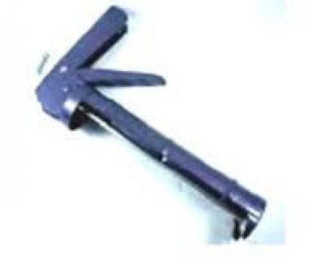 T705001 Caulking Gun 1